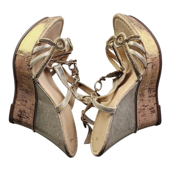 Secreto di Bella Gold Wedge Sandals Size EU 38 Rhinestone Charm Cork Heel Dressy - Picture 3 of 16